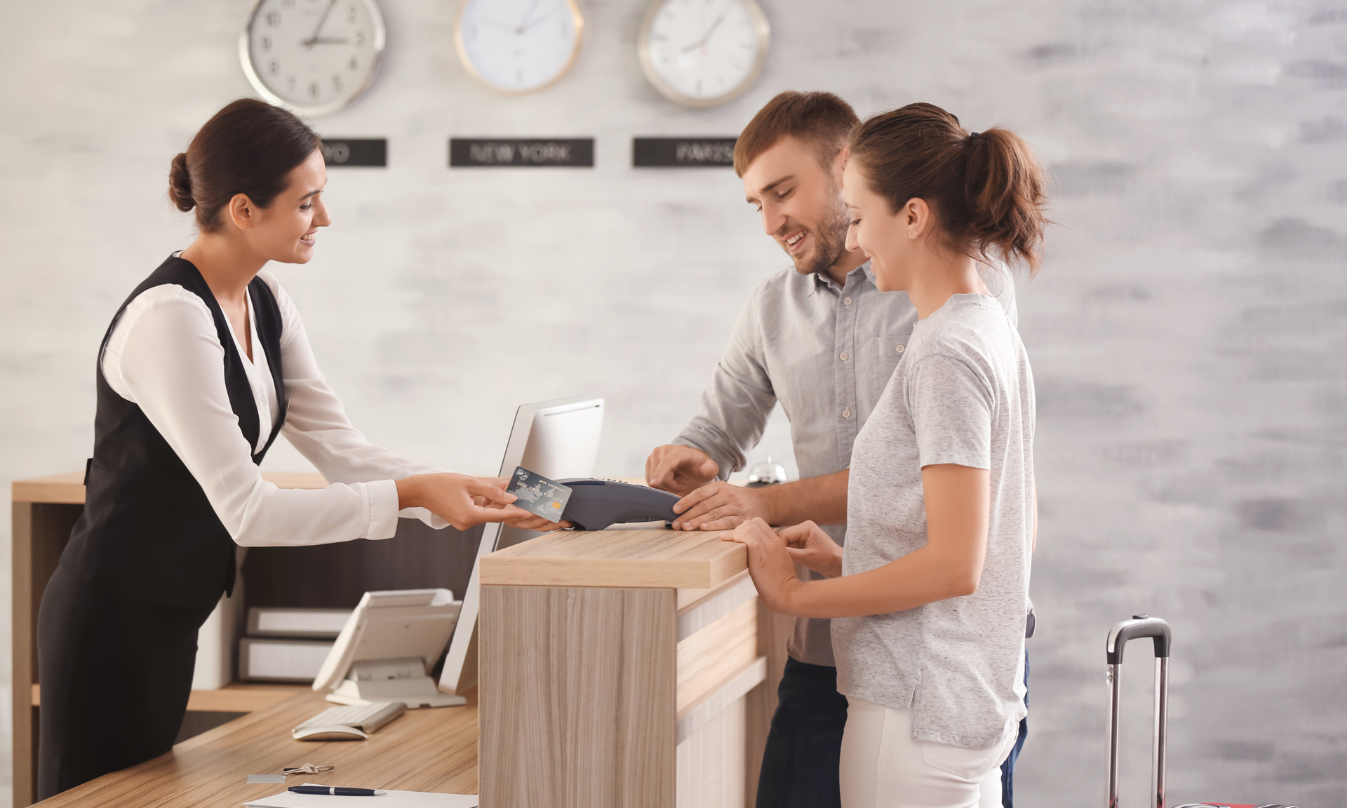 Functional Hotel Frontdesk